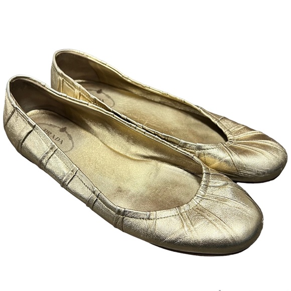 Prada Round Toe Metallic Gold Slip On Ballet Flats EU 39 - Picture 2 of 12